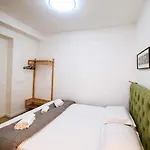 Center 3* Tirana