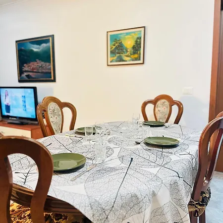 בית הארחה Center