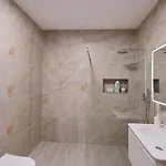 Center 招待所 3*