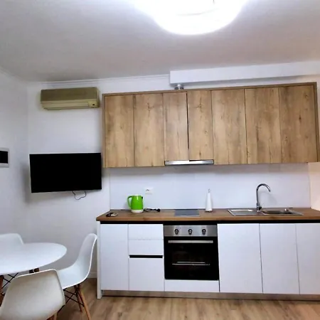 בית הארחה Center 3*