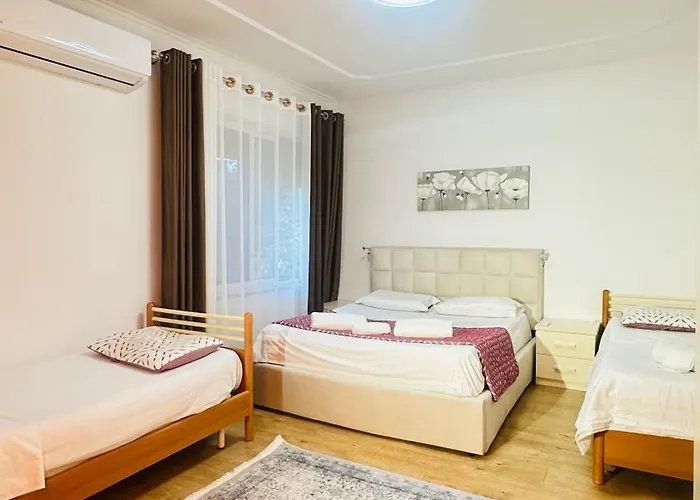 בית הארחה Center