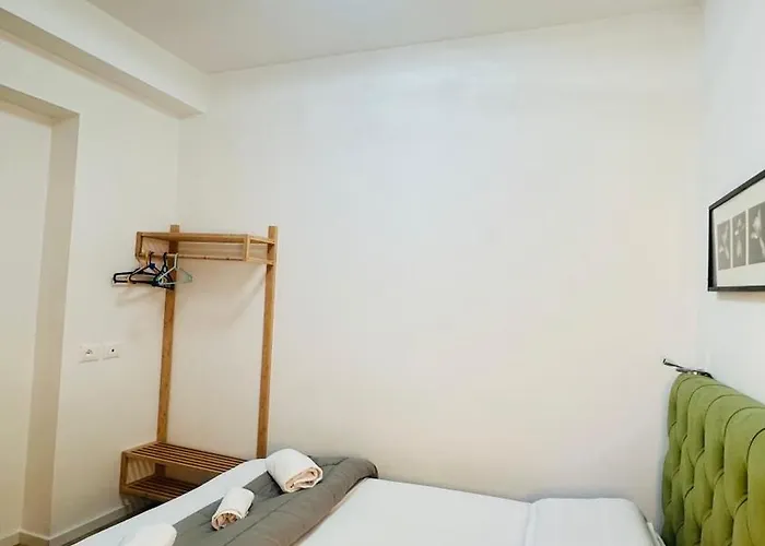 招待所 Center 地拉那